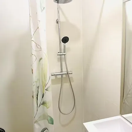 Au Coeur De Apartment